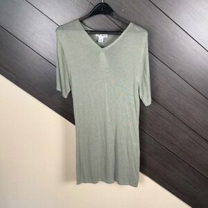 Croft & Barrow Women's Medium Sage Green Knit Tunic Top Oversized V Neck NWT